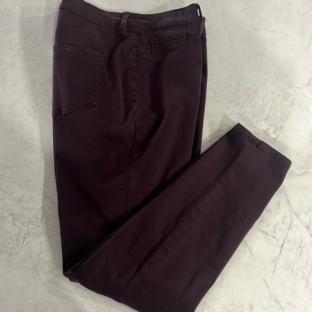 Universal thread high-rise jeggings burgundy, and color